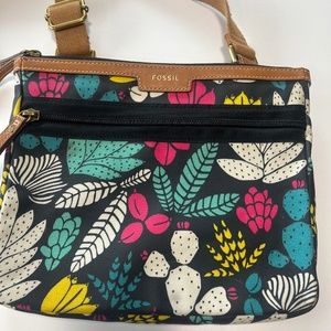 Fossil Eliza Crossbody Dark Floral Print